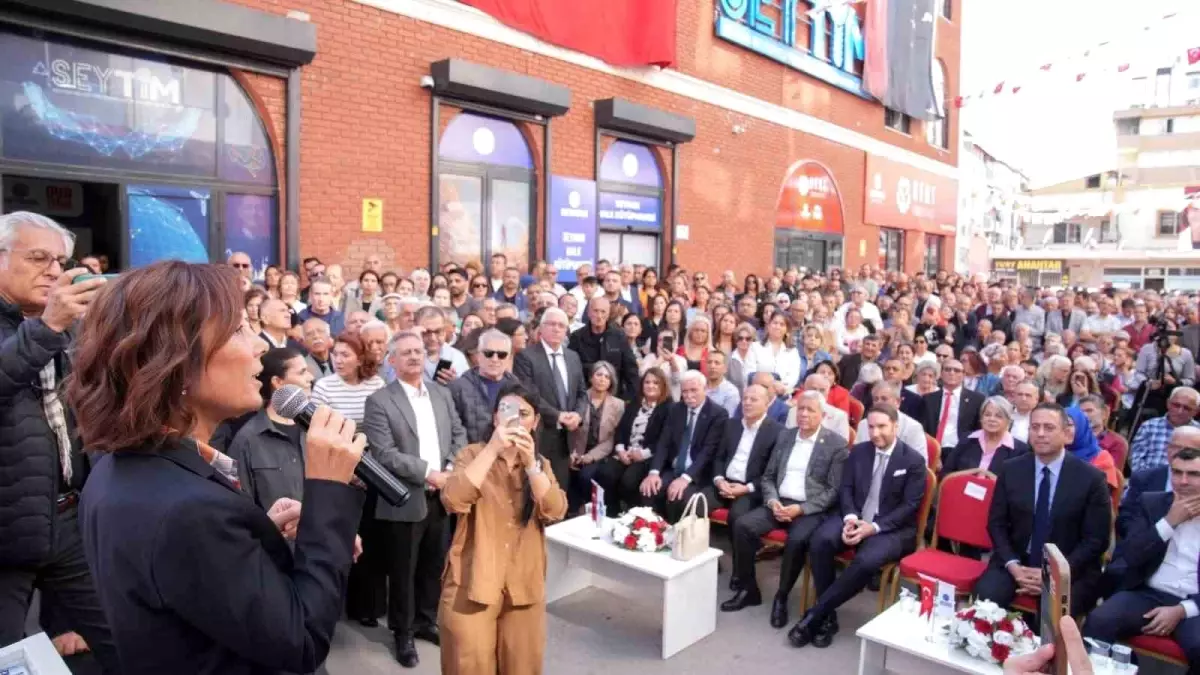 Seyhan Belediyesi’nden ‘Askıda Yemek’ Uygulamasına Destekçi İş İnsanlarına Teşekkür Plaketi